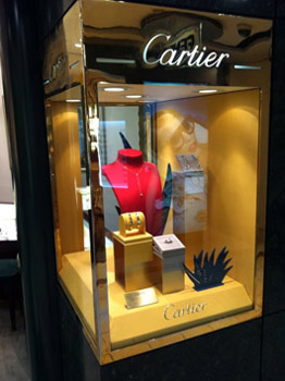 Objet Bart has provided Cartier Sydney display
material since 2009